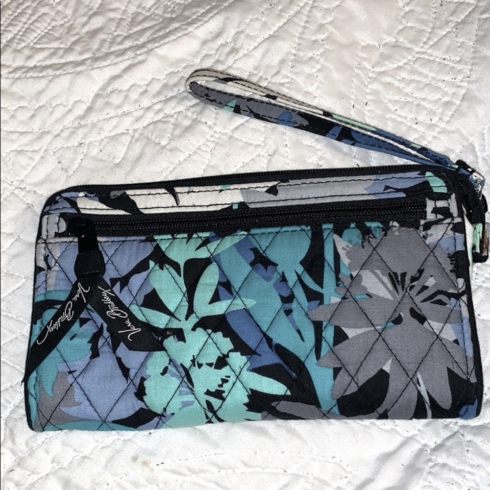 Vera Bradley clutch